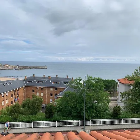 Apartmán Duplex En Comillas. Urb Balcon Del Cantabrico *