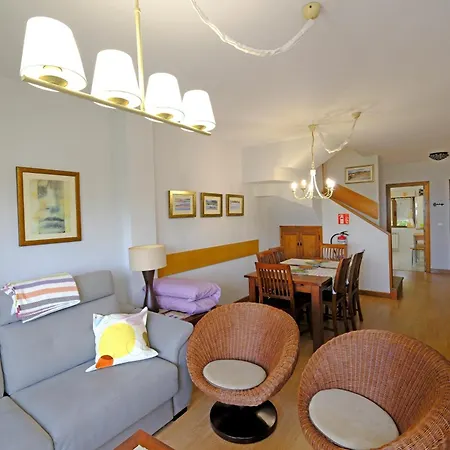 Duplex En Comillas. Urb Balcon Del Cantabrico * Comillas