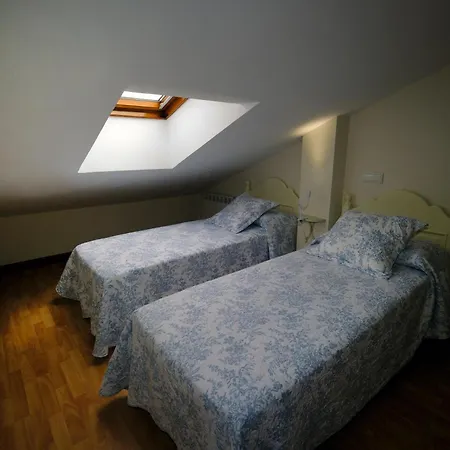 Duplex En Comillas. Urb Balcon Del Cantabrico *