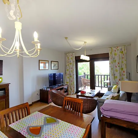 Duplex En Comillas. Urb Balcon Del Cantabrico *
