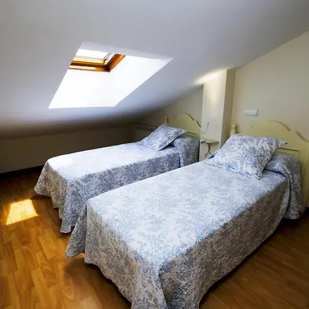 Duplex En Comillas. Urb Balcon Del Cantabrico
