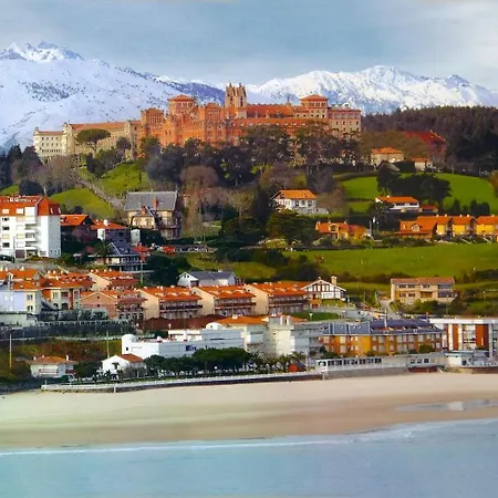 Duplex En Comillas. Urb Balcon Del Cantabrico Comillas