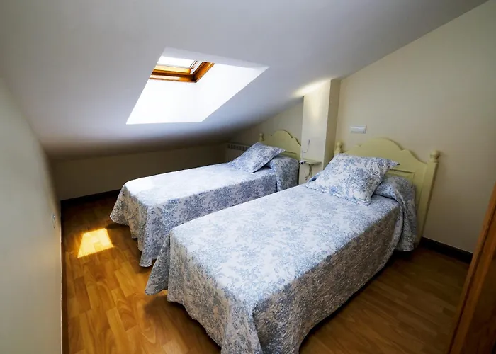 Duplex En Comillas. Urb Balcon Del Cantabrico