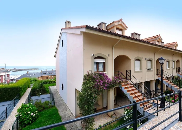 Duplex En Comillas. Urb Balcon Del Cantabrico Apartmán Comillas